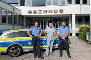 Foto Gemeinde Schmelz zeigt von links Bernd Stöhr, Bürgermeister Wolfram Lang und Markus Schuh